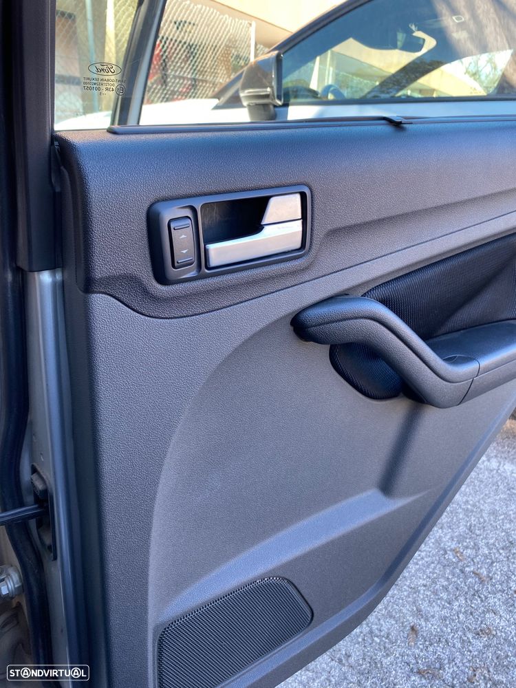 Ford Focus SW 1.4 Trend - 18