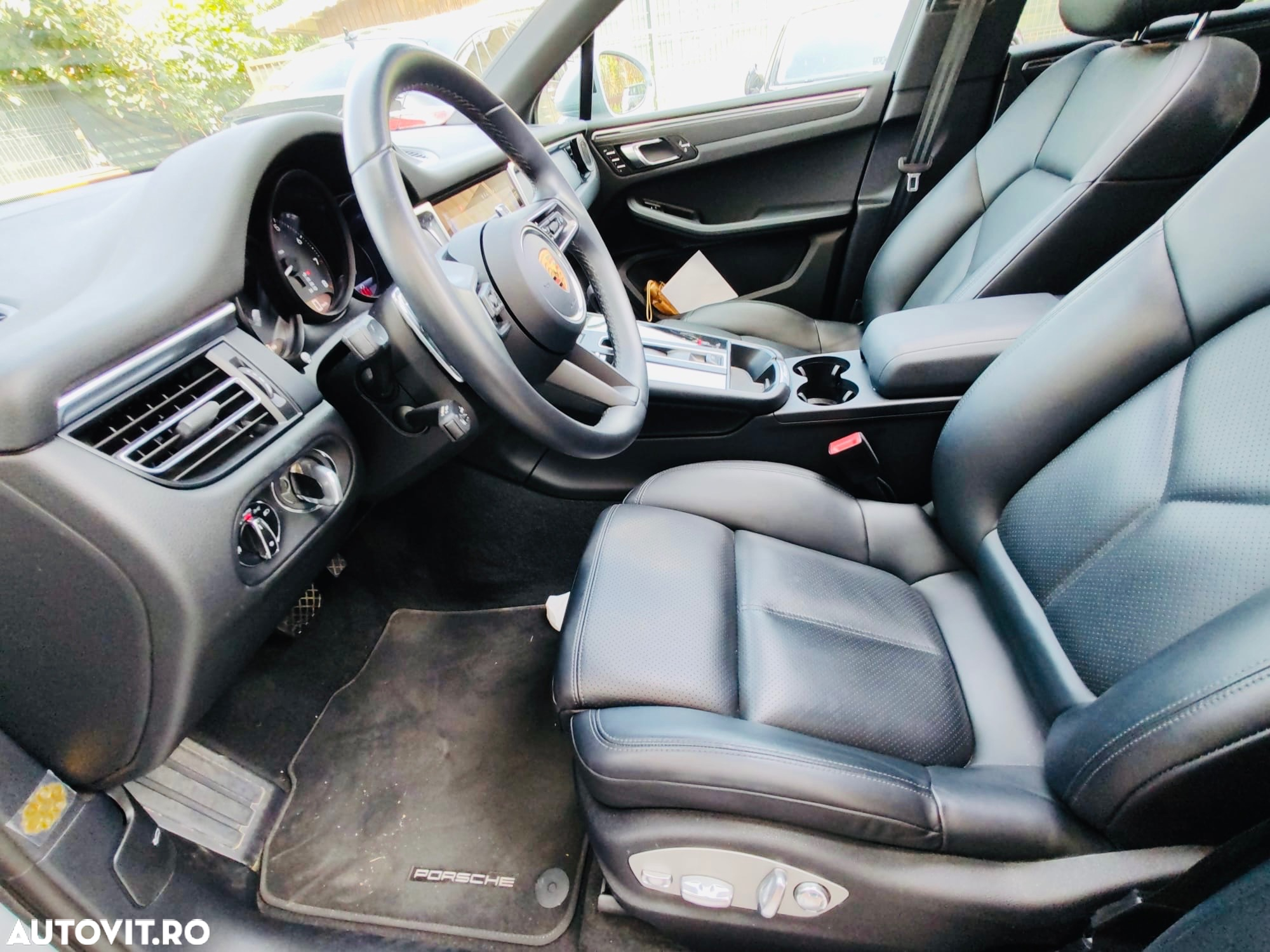 Porsche Macan - 11