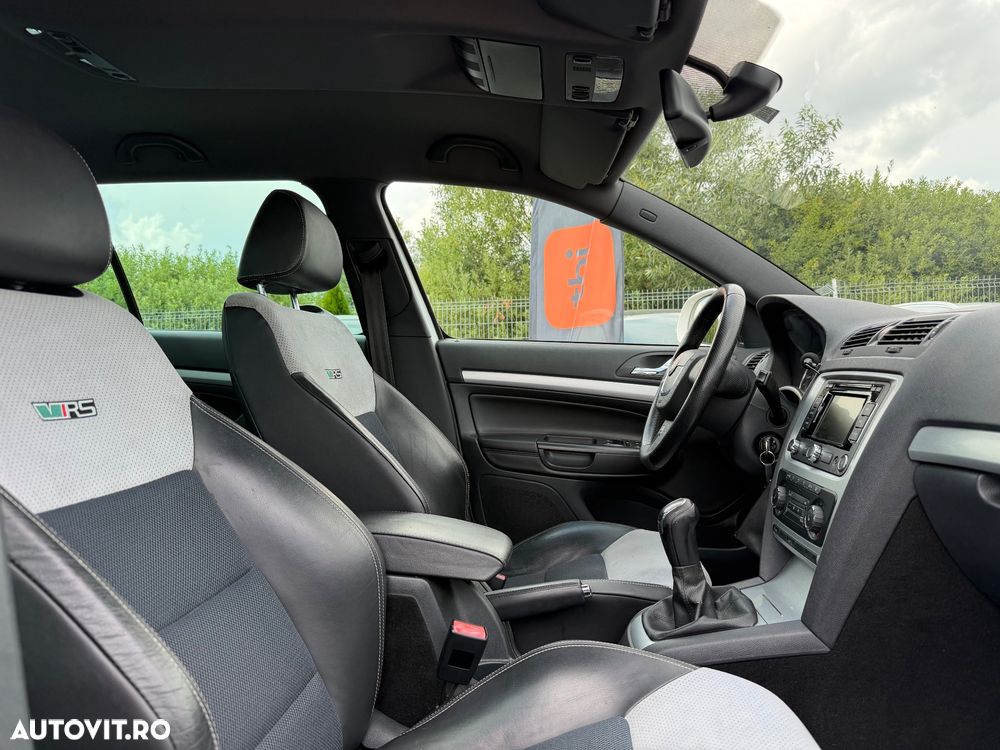 Skoda Octavia 2.0 TDI RS - 7