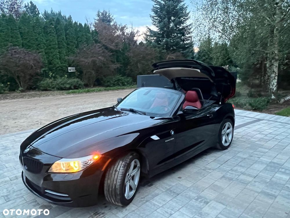 BMW Z4 sDrive30i - 11