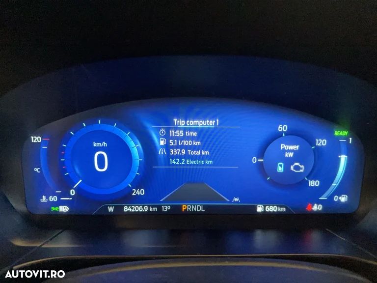 Ford Kuga - 18