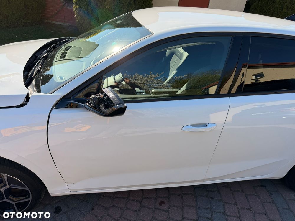 Opel Astra 1.6 T Plug-in Hybrid GS - 15