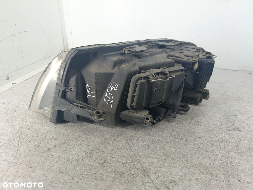 LAMPA PRZÓD PRAWA XENON SKODA SUPERB I - 2