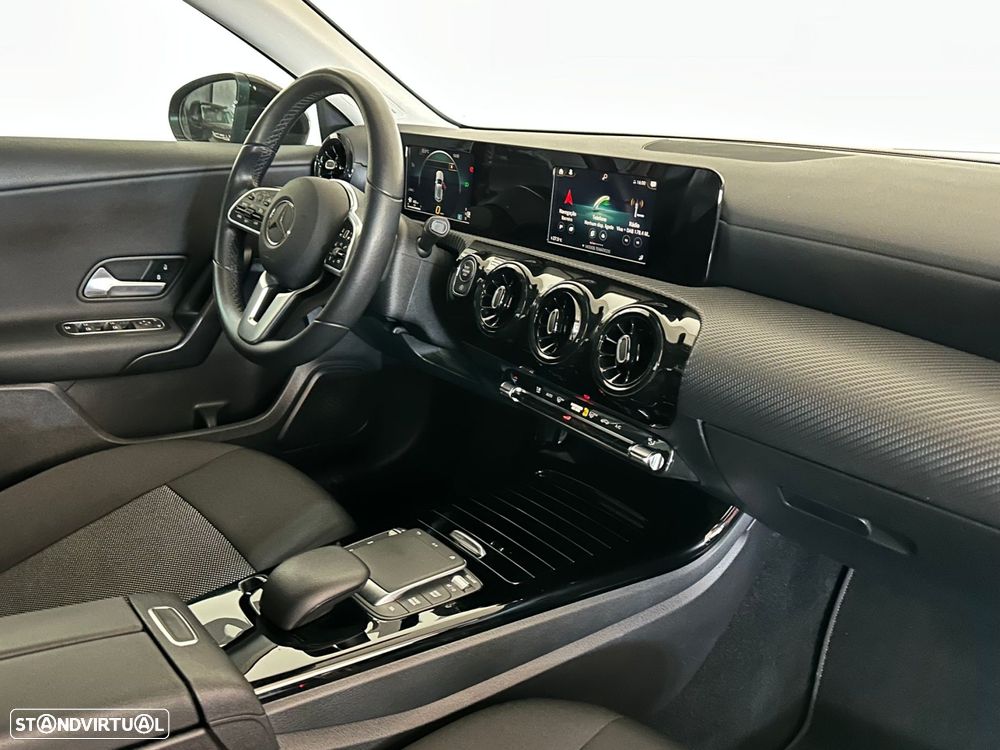Mercedes-Benz A 180 7G-DCT Edition 2021 - 28