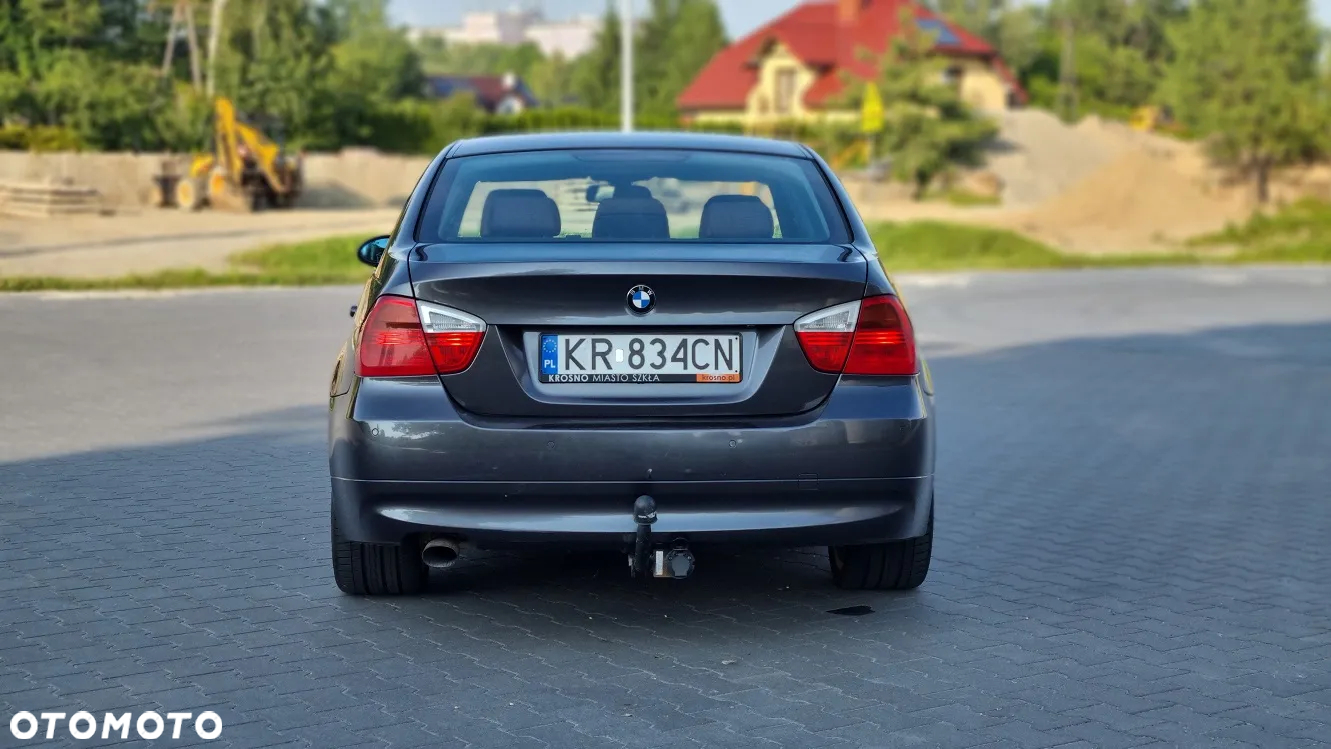 BMW Seria 3 320d Efficient Dynamics - 4