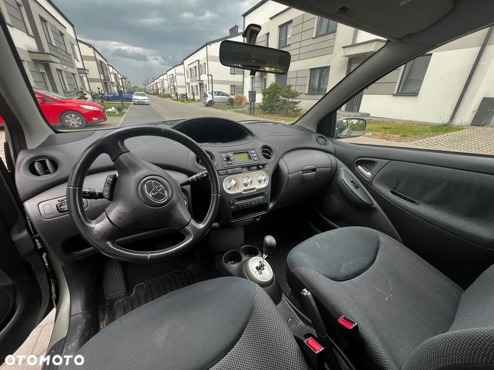 Toyota Yaris 1.0 Multi-Mode - 5