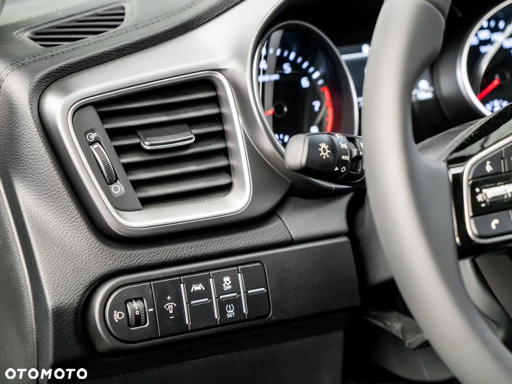 Kia Ceed 1.5 T-GDI M DCT - 13