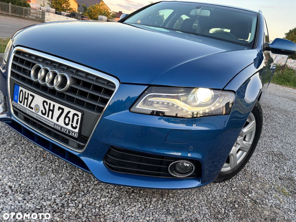 Audi A4 Avant - 4