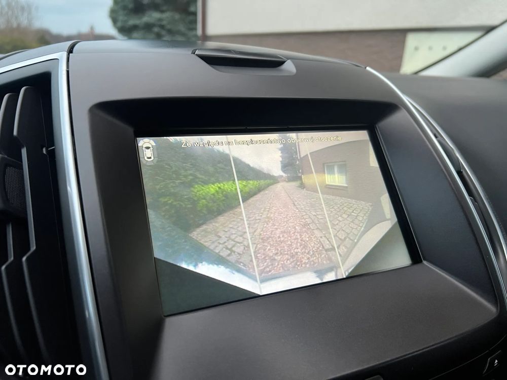 Ford S-Max ver-2-0-tdci-4wd-titanium-powershift - 24