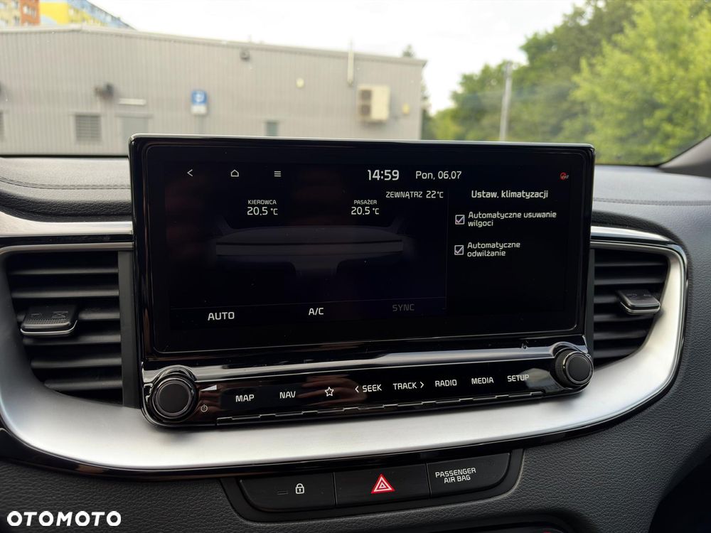 Kia Ceed 1.6 CRDi GT Line DCT - 28