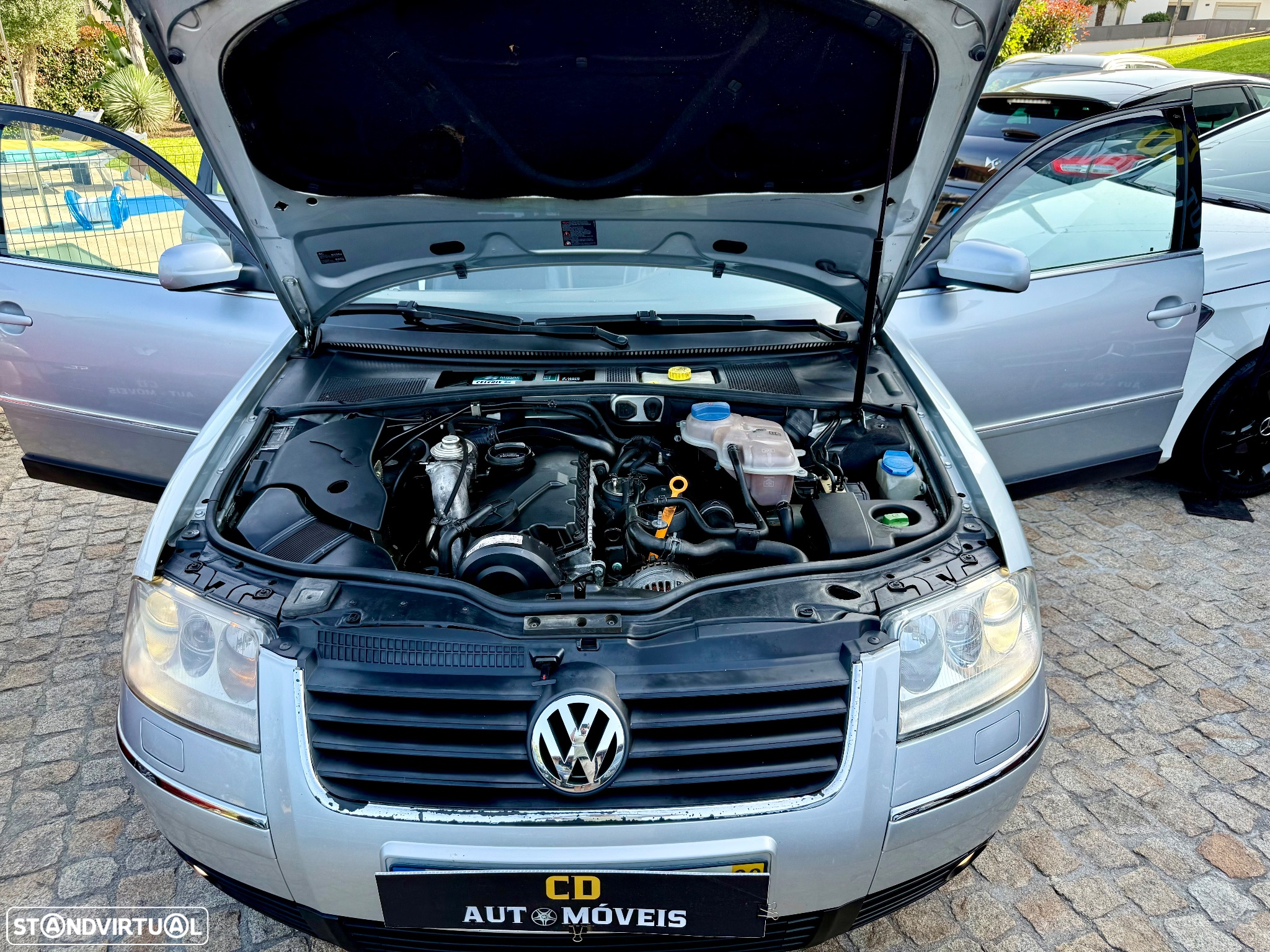 VW Passat Variant 1.9 TDi Highline - 28