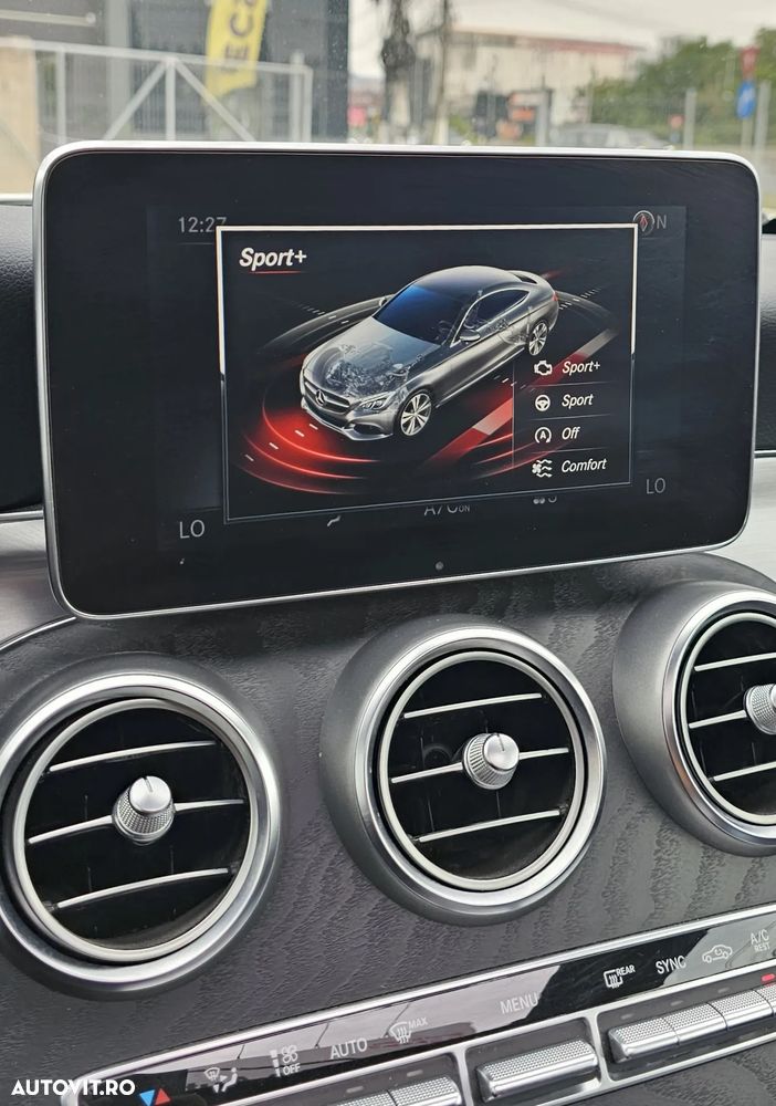 Mercedes-Benz C 300 Coupe 9G-TRONIC AMG Line - 16