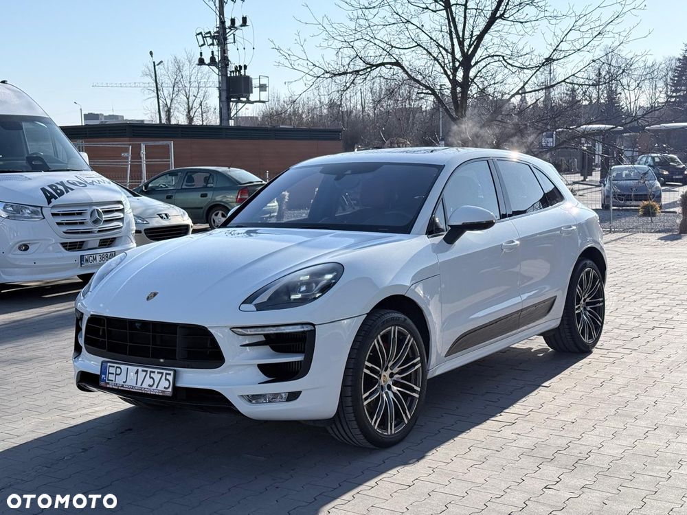 Porsche Macan GTS - 2