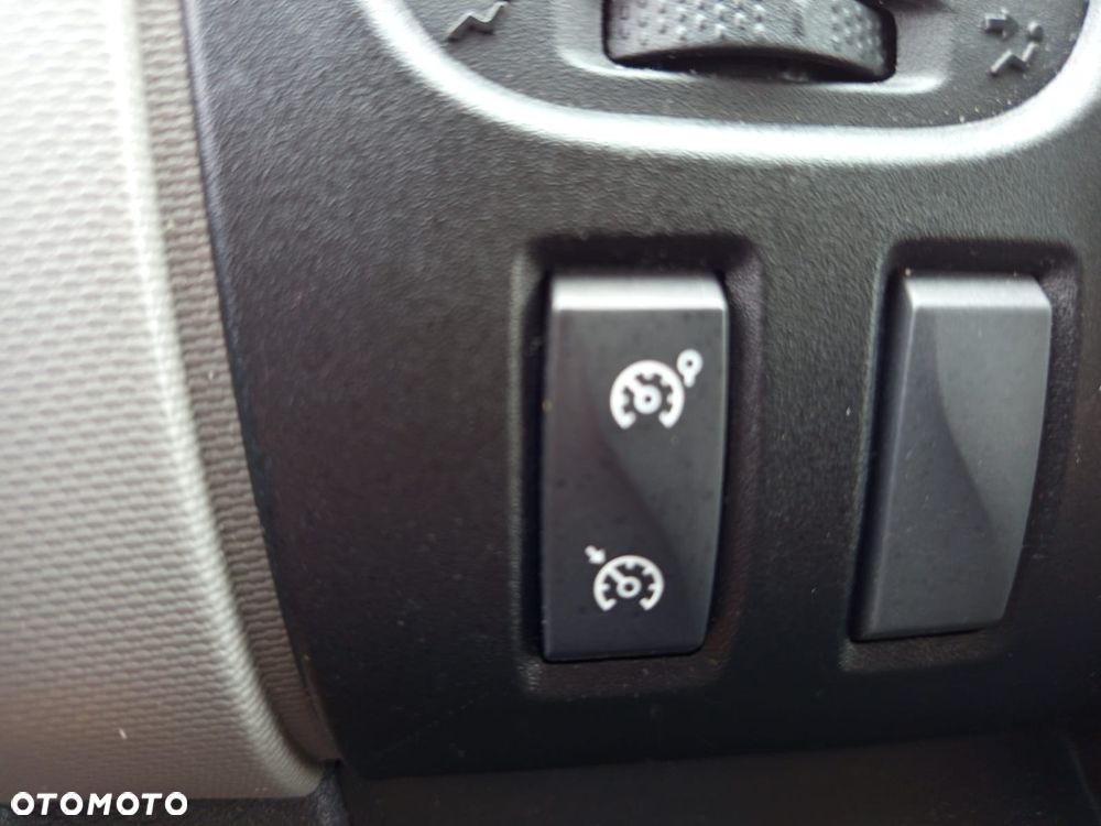 Renault TRAFIC - 18