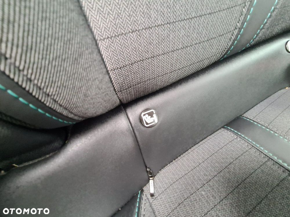 Peugeot 208 1.2 PureTech Allure S&S - 32