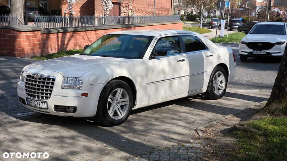 Chrysler 300C 2.7 V6 - 2