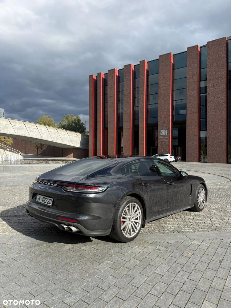 Porsche Panamera - 5