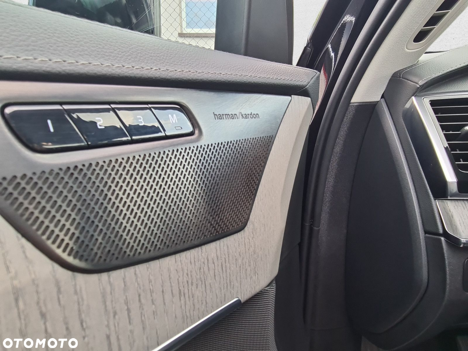 Volvo XC 90 - 15