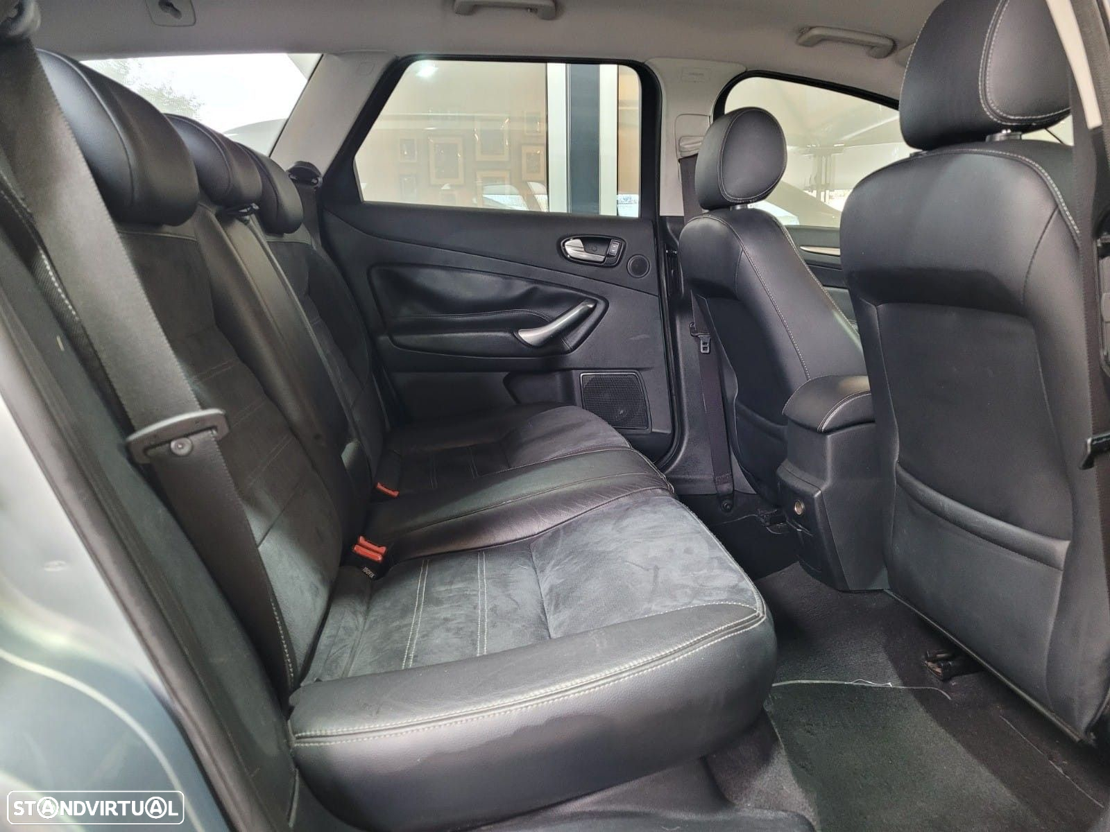 Ford Mondeo SW 2.0 TDCi Titanium - 16