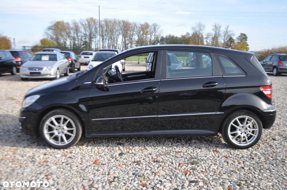 Mercedes-Benz Klasa B 160 BlueEFFICIENCY SPORT EDITION - 8