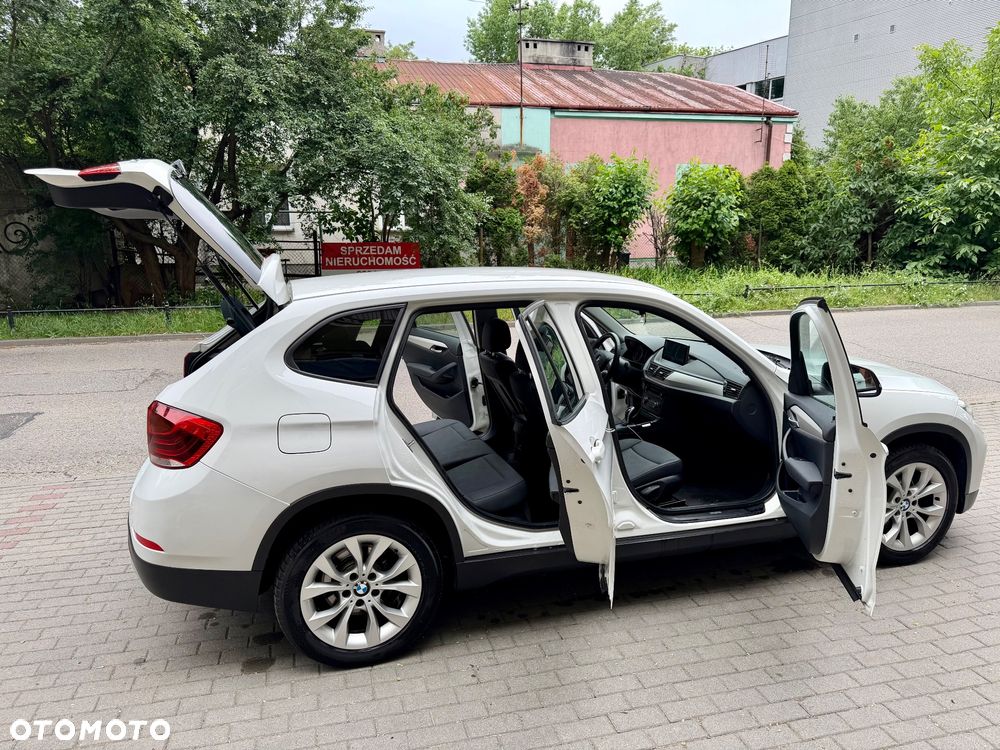 BMW X1 sDrive16d - 11