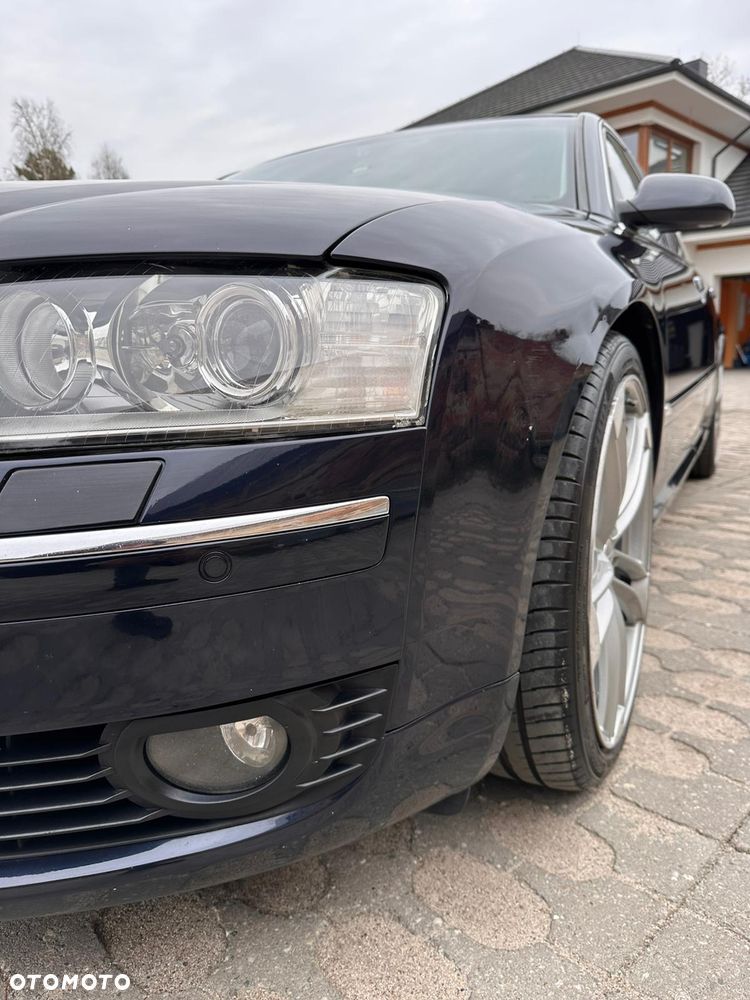 Audi A8 4.2 Quattro - 15