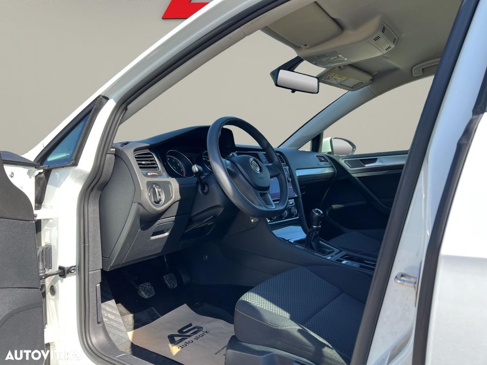 Volkswagen Golf 1.0 TSI Trendline - 3