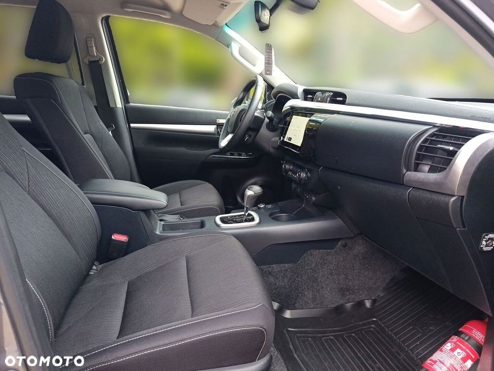 Toyota Hilux 2.8 D-4D mHEV Double Cab Executive 4x4 - 9
