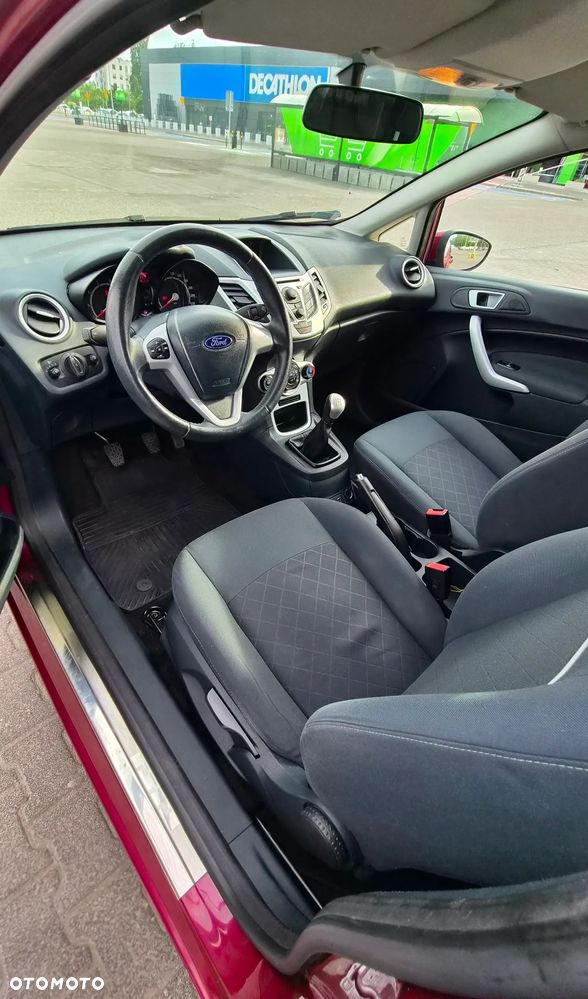 Ford Fiesta 1.25 Ambiente EU5 - 7