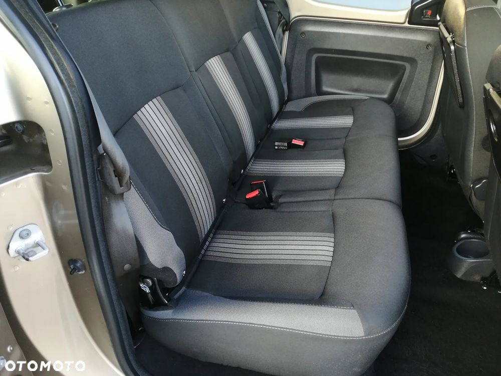 Dacia Dokker TCe 115 N1 Stepway Celebration - 30