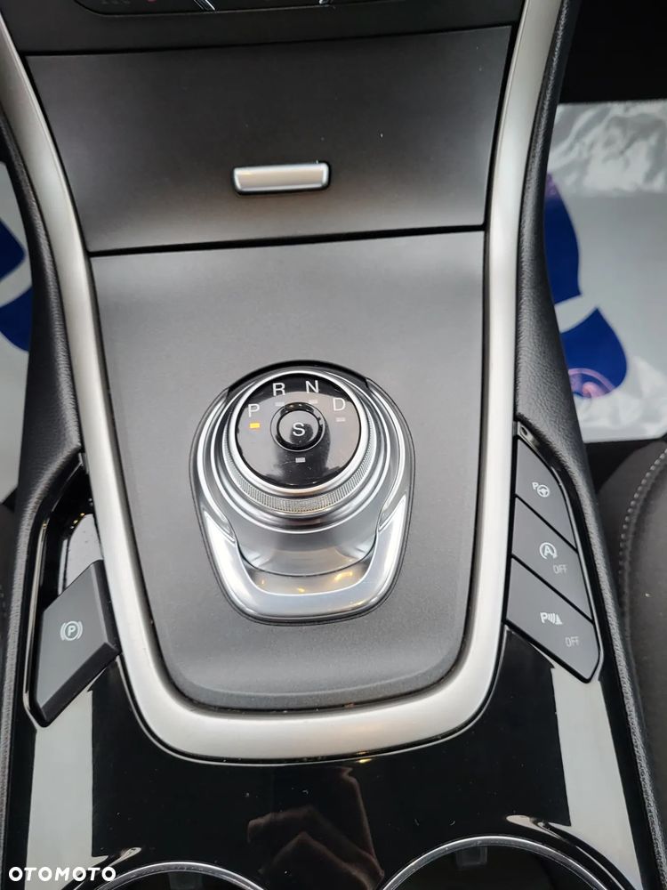 Ford S-Max 2.0 EcoBlue Titanium - 25