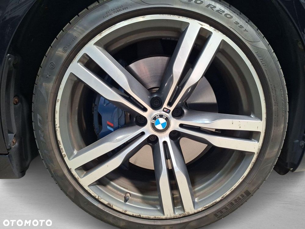 BMW Seria 7 - 10