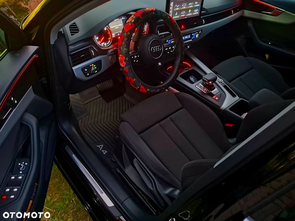 Audi A4 Limousine - 8