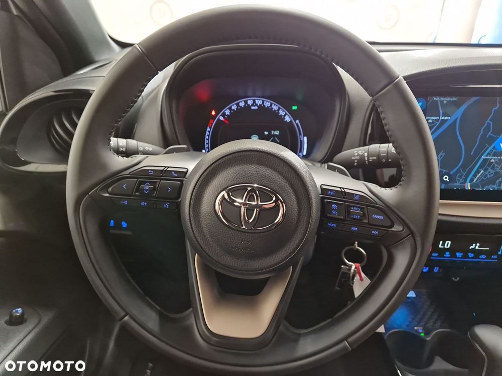 Toyota Aygo X - 12