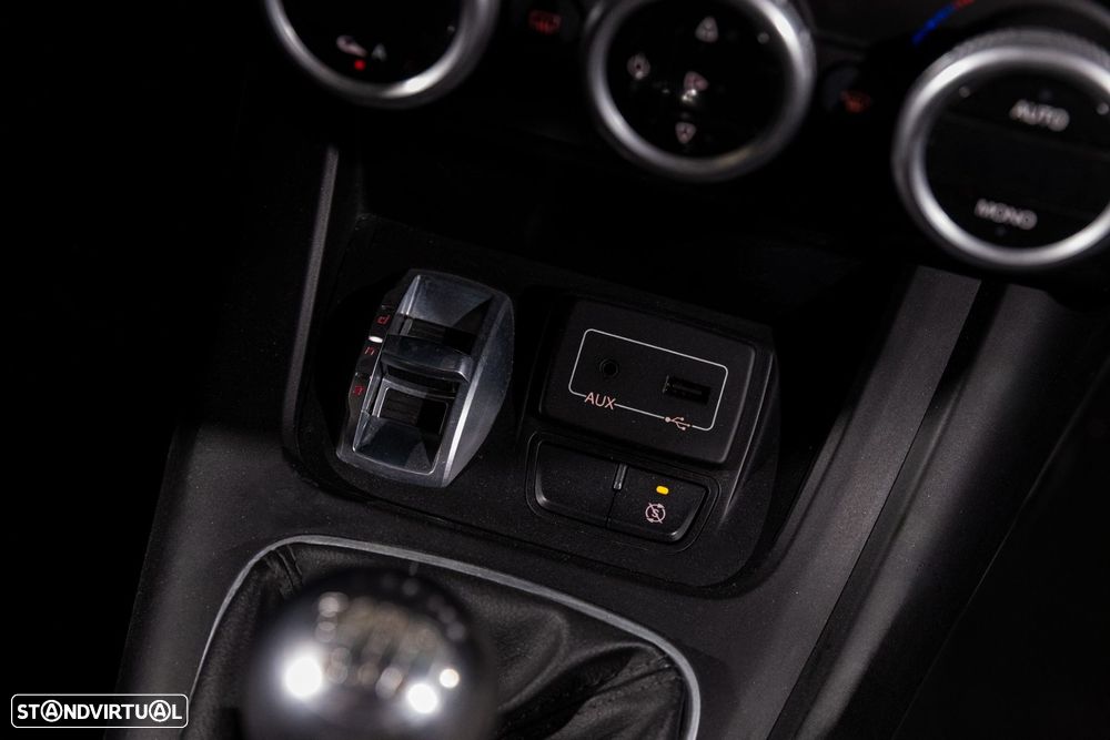 Alfa Romeo Giulietta 1.6 JTDM - 16