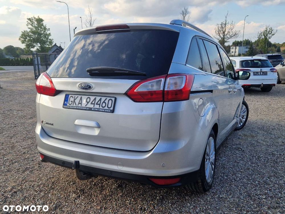 Ford Grand C-MAX - 25