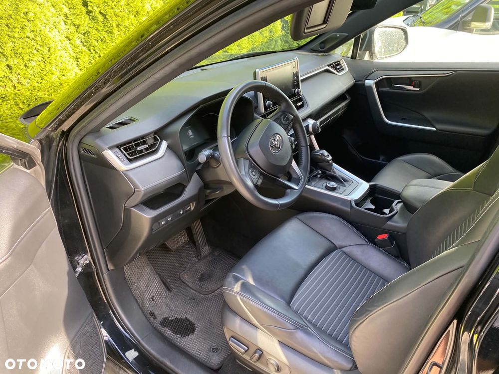 Toyota RAV4 2.5 Hybrid Black Edition by JBL 4x4 - 12