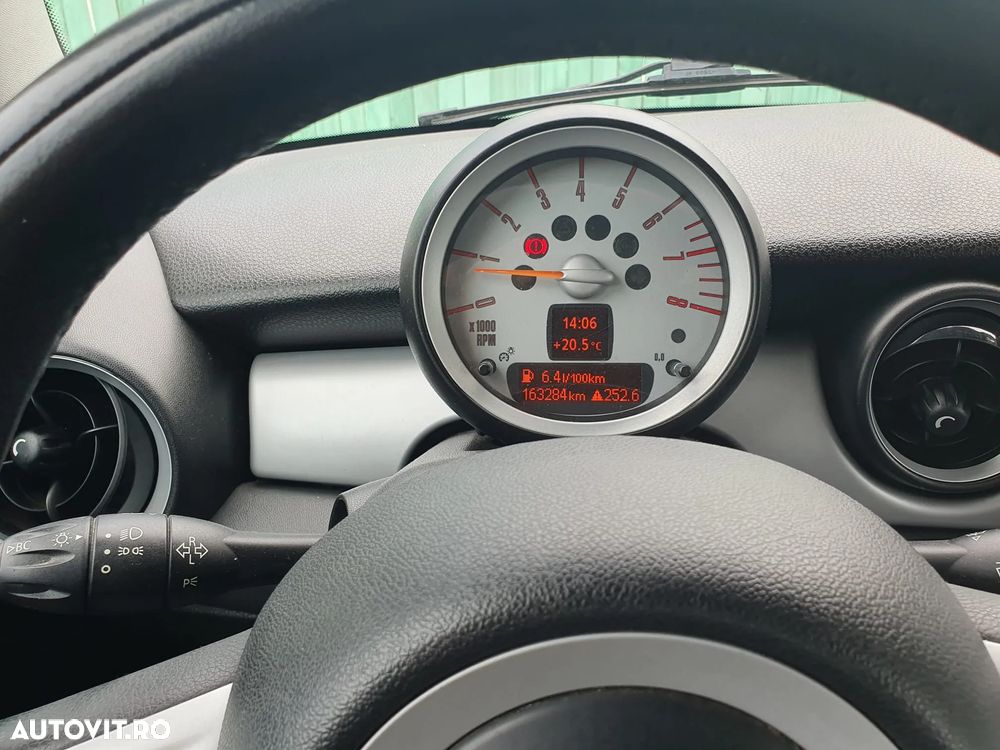Mini Cooper Standard - 8