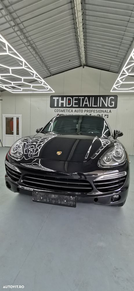 Porsche Cayenne - 13