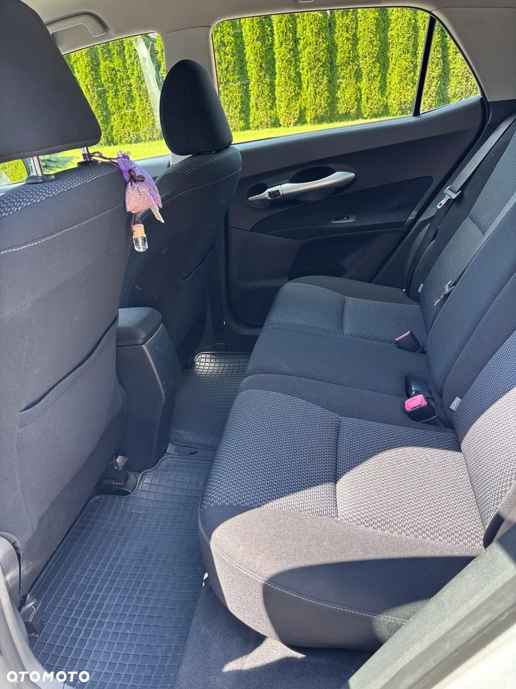 Toyota Auris 2.0 D-4D Sol - 16