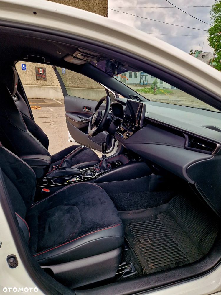 Toyota GR Corolla - 26