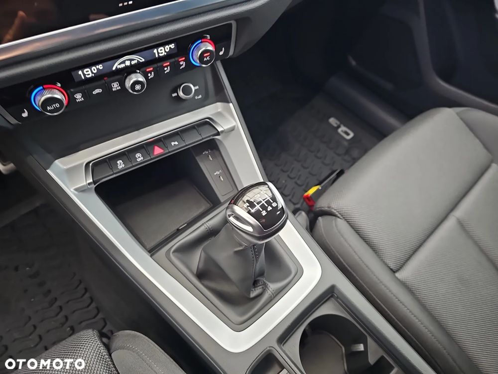 Audi Q3 35 TFSI - 15
