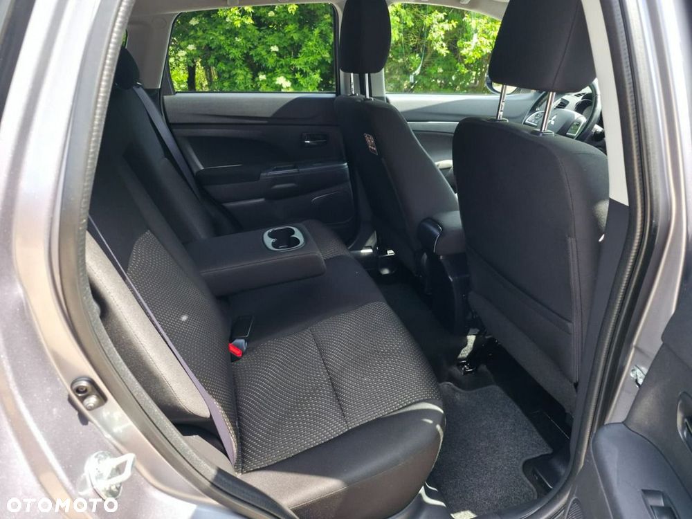 Mitsubishi ASX - 11