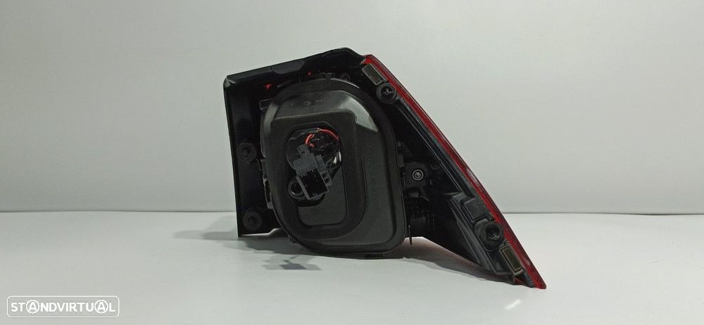 FAROLIM TRASEIRO ESQUERDO VOLKSWAGEN GOLF VII LIM. (5G1) ADVANCE BLUEMOTION - 2