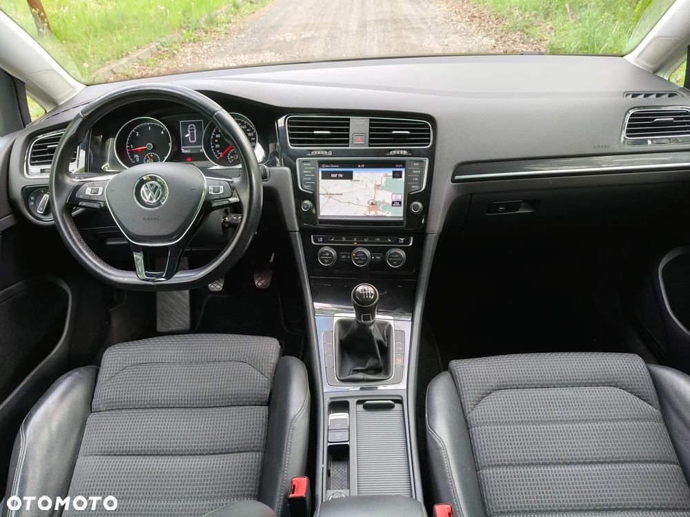 Volkswagen Golf 2.0 BlueTDI Highline - 22