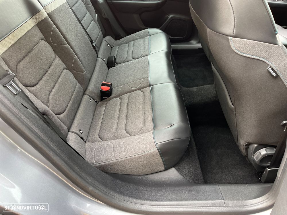 Citroën C4 PureTech 130 Stop&Start EAT8 FEEL PACK - 27