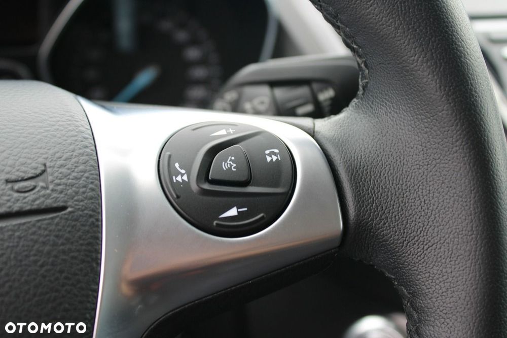 Ford Kuga - 20
