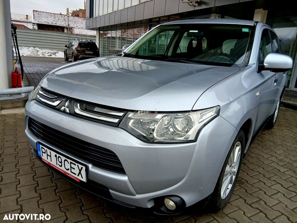 Mitsubishi Outlander 2.2 Litre DI-D AWD Intense - 1