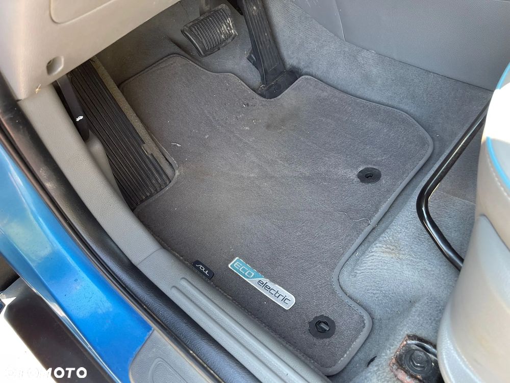 Kia Soul Plug - 30