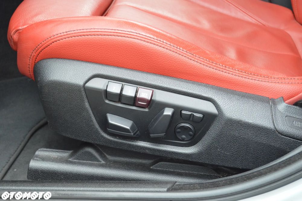 BMW Seria 3 - 13